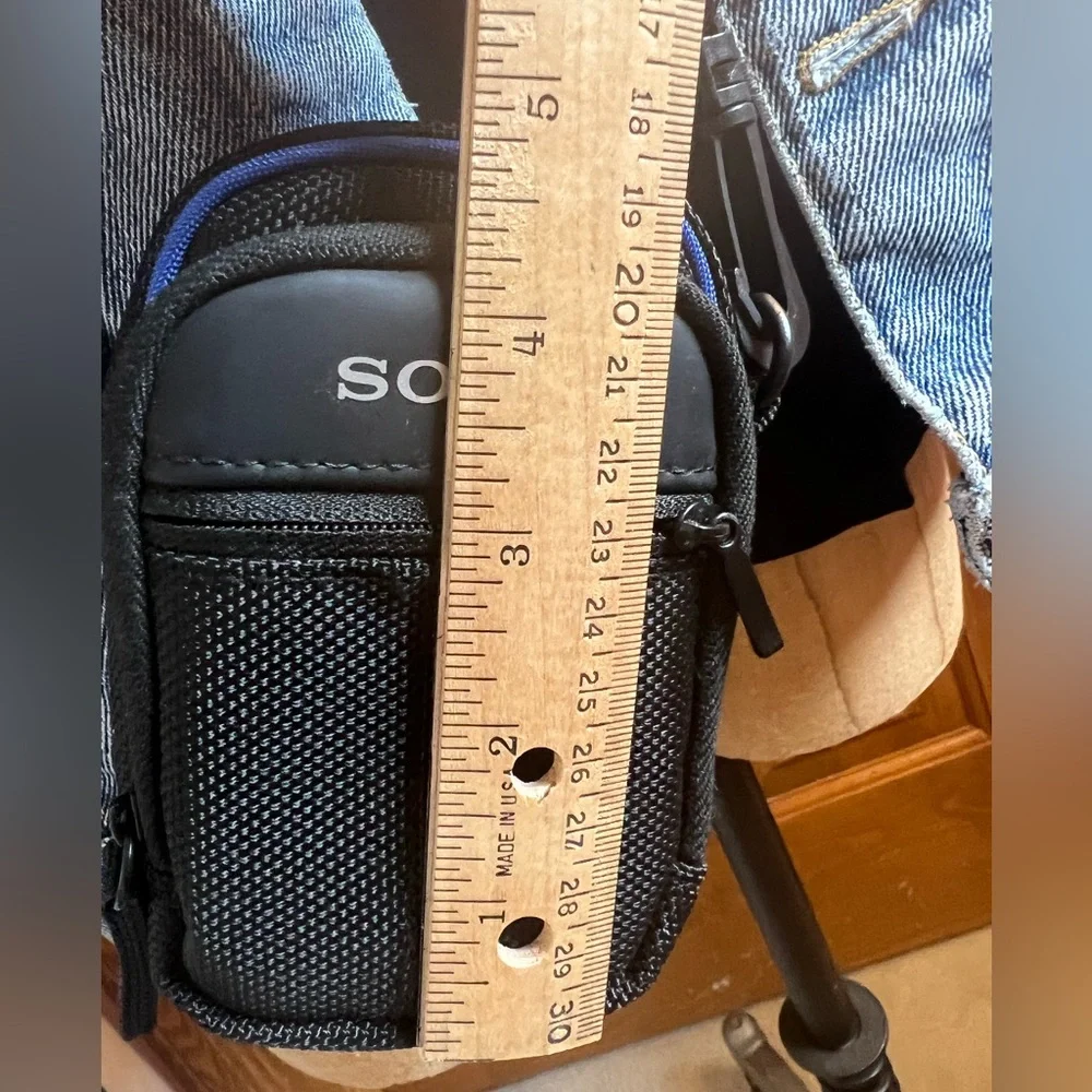EUC Sony crossbody camera bag black
